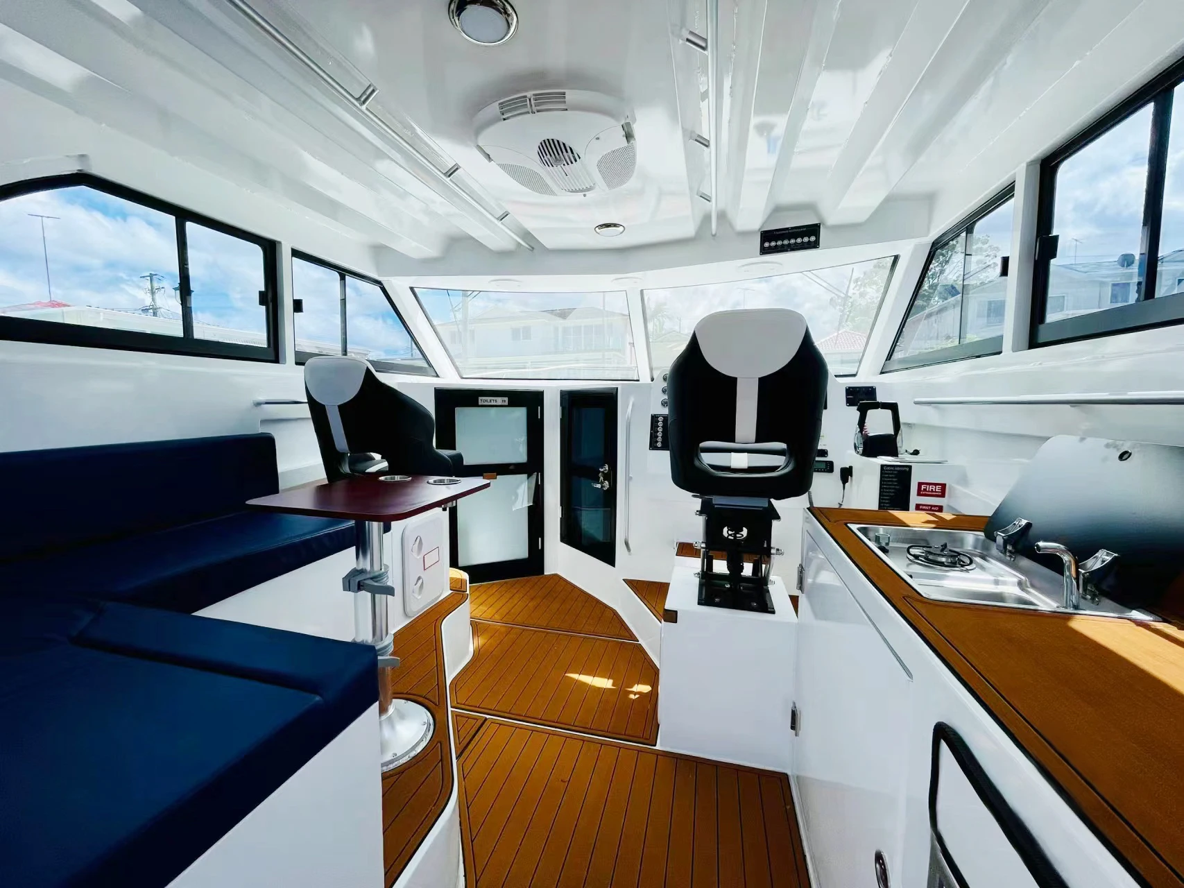 Aluminum Ocean Yacht Speed Boat 10m Catamaran Welded Aluminium Fishing Boat for sale