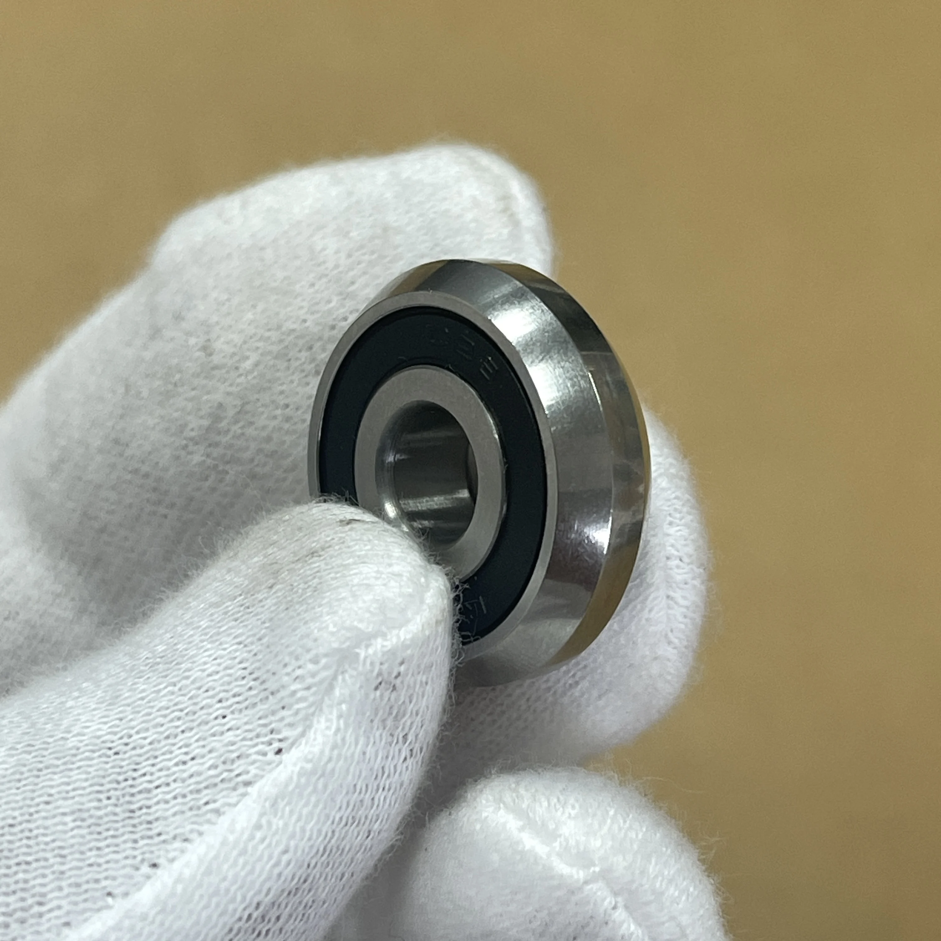 C28-2RS for bearing and pivot assembly track roller CPN28-2RS/CPA28-2RS, Shielded, P6 Accuracy, Z2 noise level, SINOPEC 7014 gre