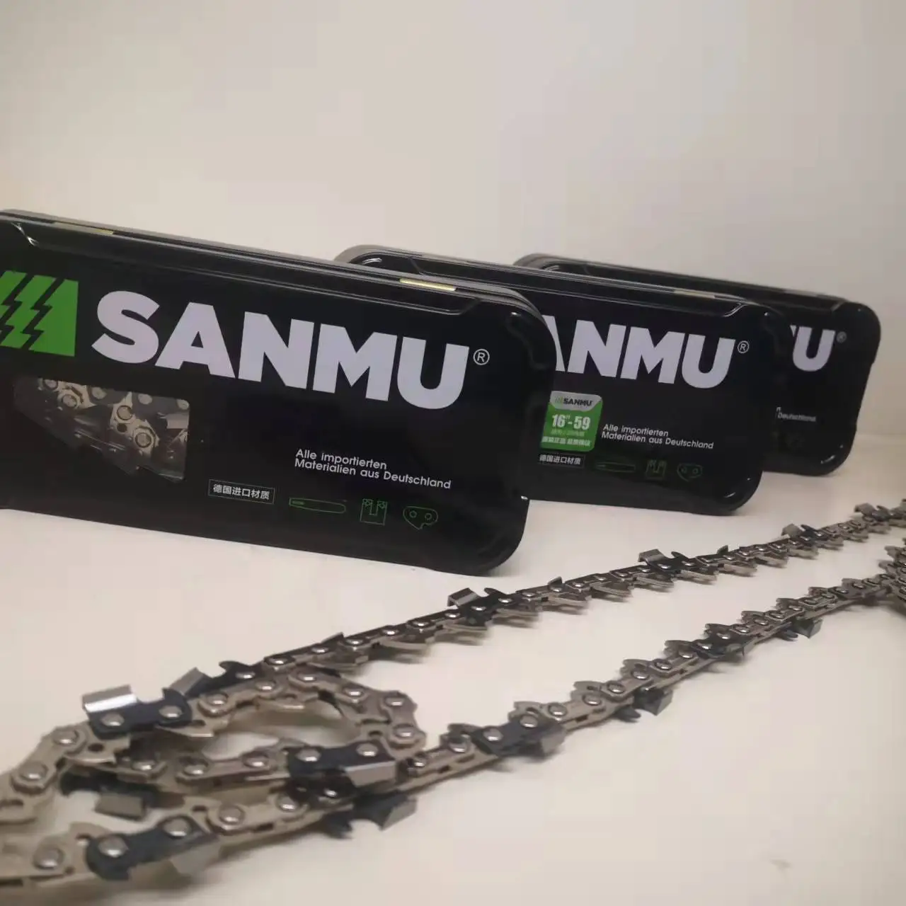 Gasoline portable cheap chain saw 52cc chain saw with spare parts cheap power tools