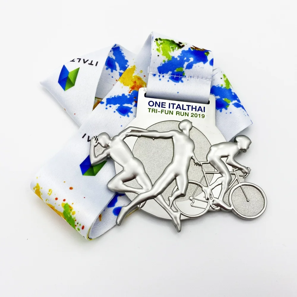 Manufacturer OEM Matte Nickel Plating Cycling Bike Medal with Ribbon