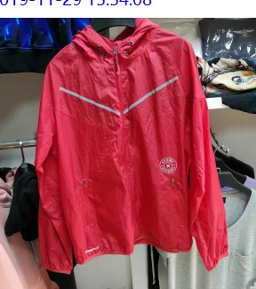 DL081 folding outdoor windproof jacket folded into a pouch with backpack on the back for Outdoor traveling or camping
