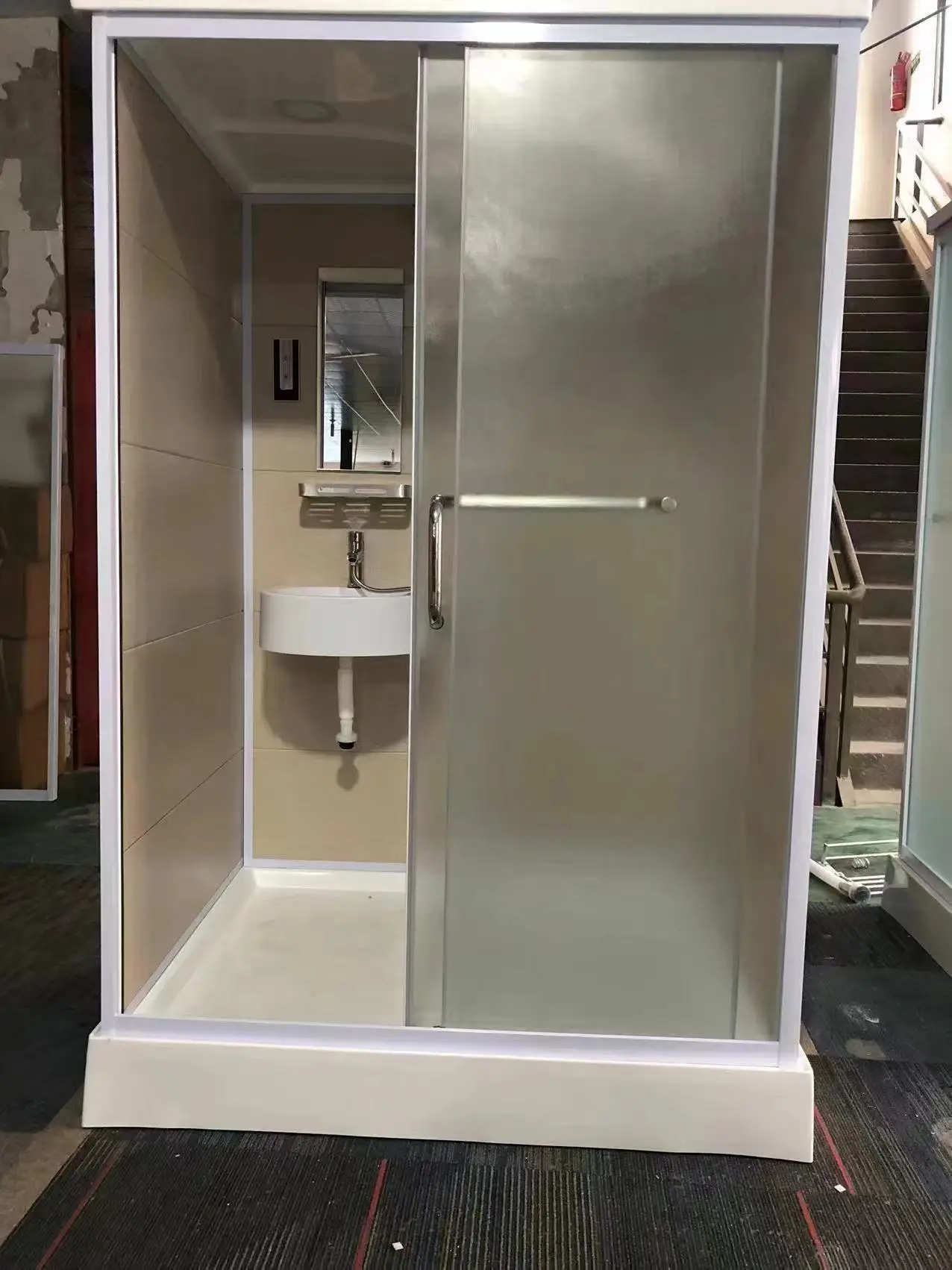 Portable Luxury Building Standing Showers Prefabricated Modular Portable Shower Rooms Small Portable Hotel Bathroom Unit
