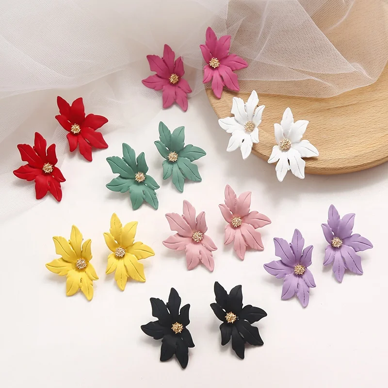 European Style Women Maple Leaf Earrings Large Ear Stud Statement Flower Earrings