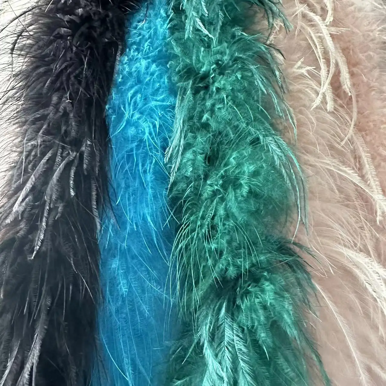 Hot Selling Turkey Feather Trim Good Quality Feather Tape Full Down Turkey Marabou Feather Boa For clothing/party/wedding stage