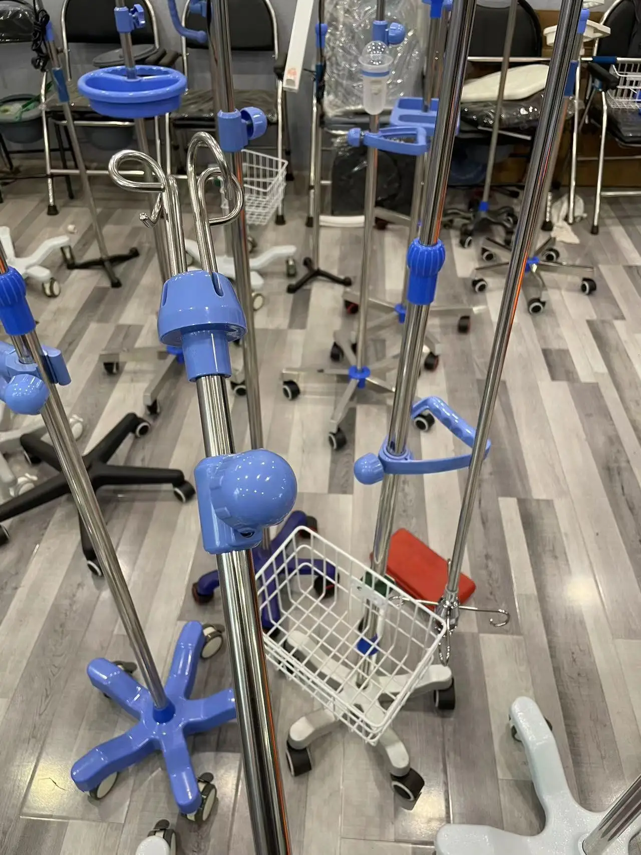 Hospital  Equipment Movable IV Stand in Hospital Portable Drip Pole Stand in Clinic for Patients