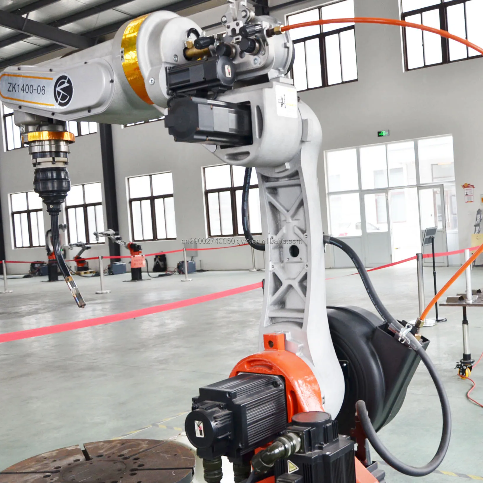 Cheap Linear Guides Robot Welding Torch Manipulator CNC 6-Axis Arc Mig Tracking Welding Robot For Pipe
