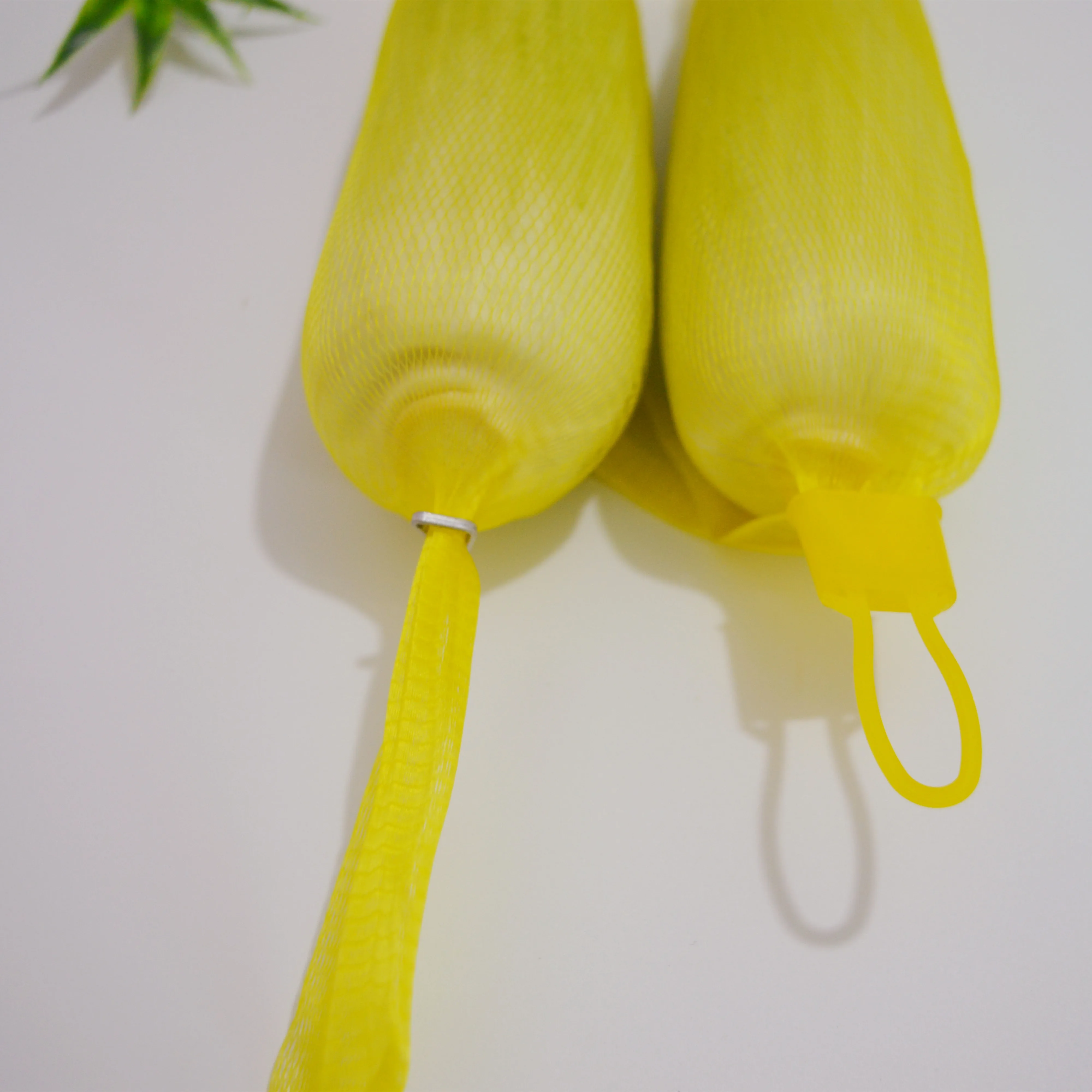 reusable and high quality PE plastic mesh bags for corn in fresh processing center and supermarket