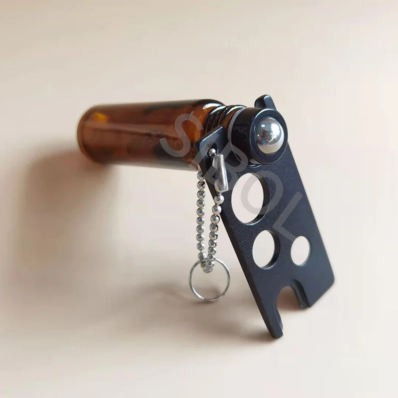 Low MOQ Custom Glass  Roll On Bottles Essential Oil Metal  Bottle Opener Keychain doterra