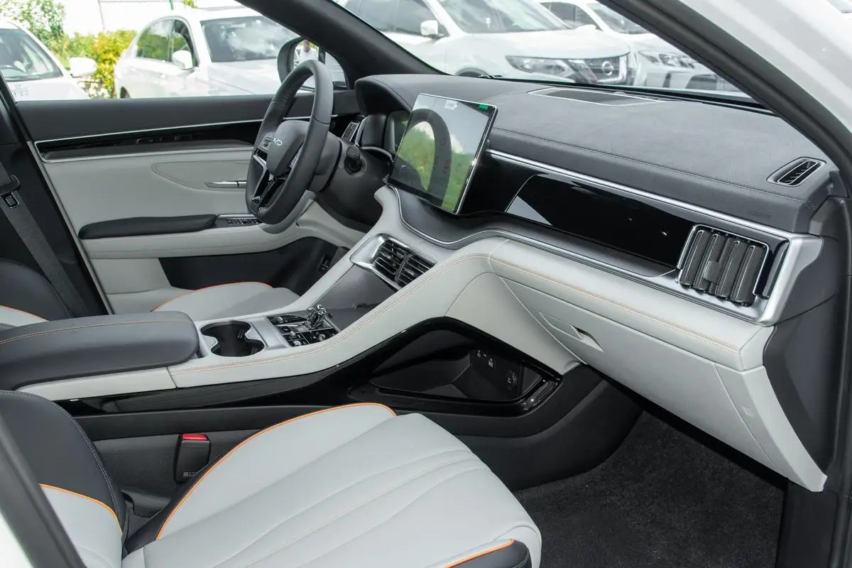 2024 used Buy used New byd car 5 Doors 5 Seats Byd Electric Car of byd song plus honour edition