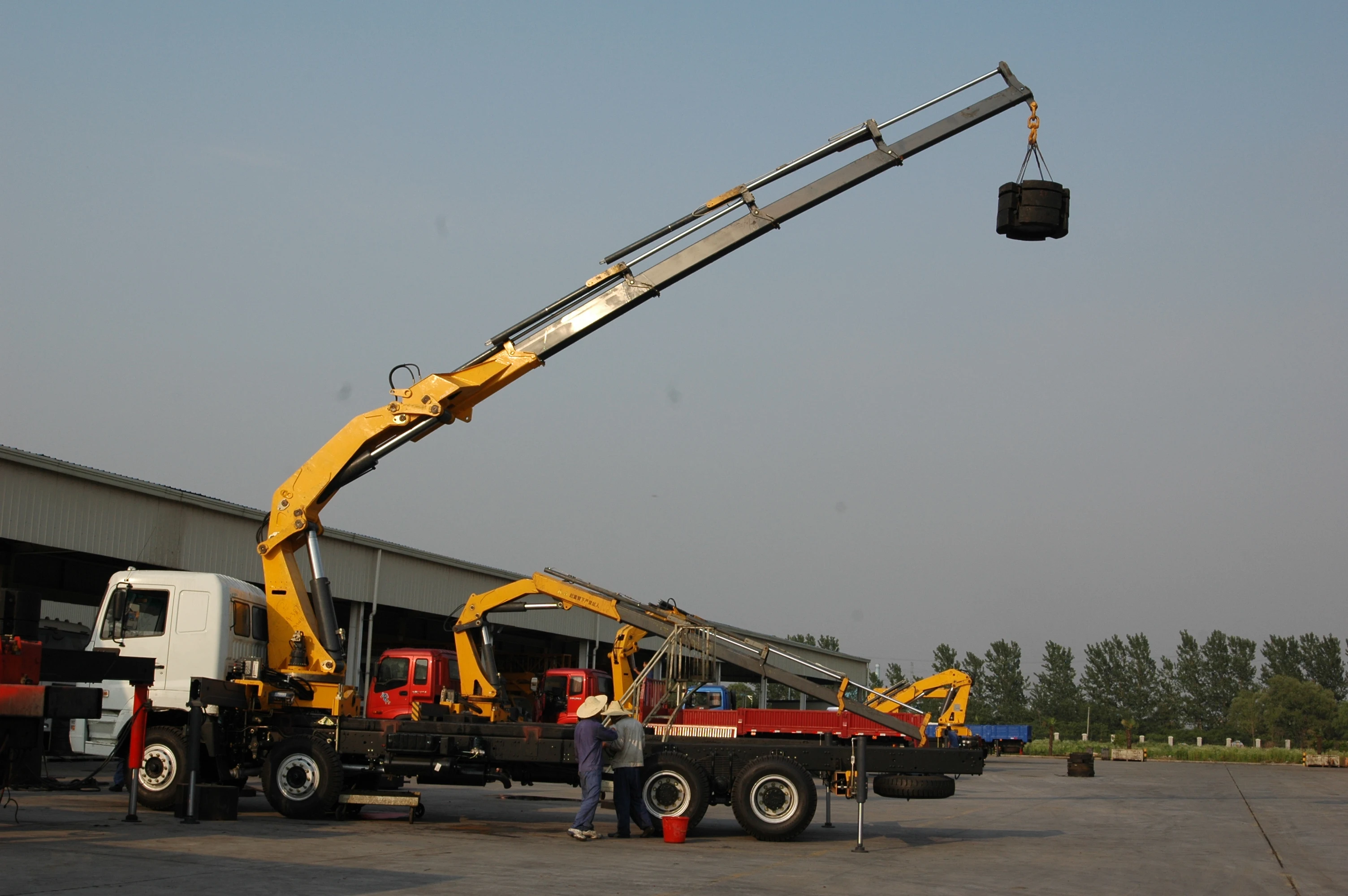 XCM-G 30 ton 33 ton GGSQS300-4 telescopic boom Truck Mounted Crane