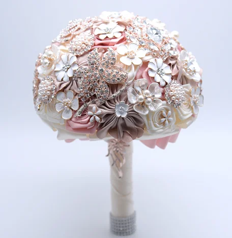 Handmade Wedding Pearl Bridal Bouquet Silk Luxury Bling Crystal Satin Rose Bouquet For Brides Bridesmaid Wedding Hand Holding Fl
