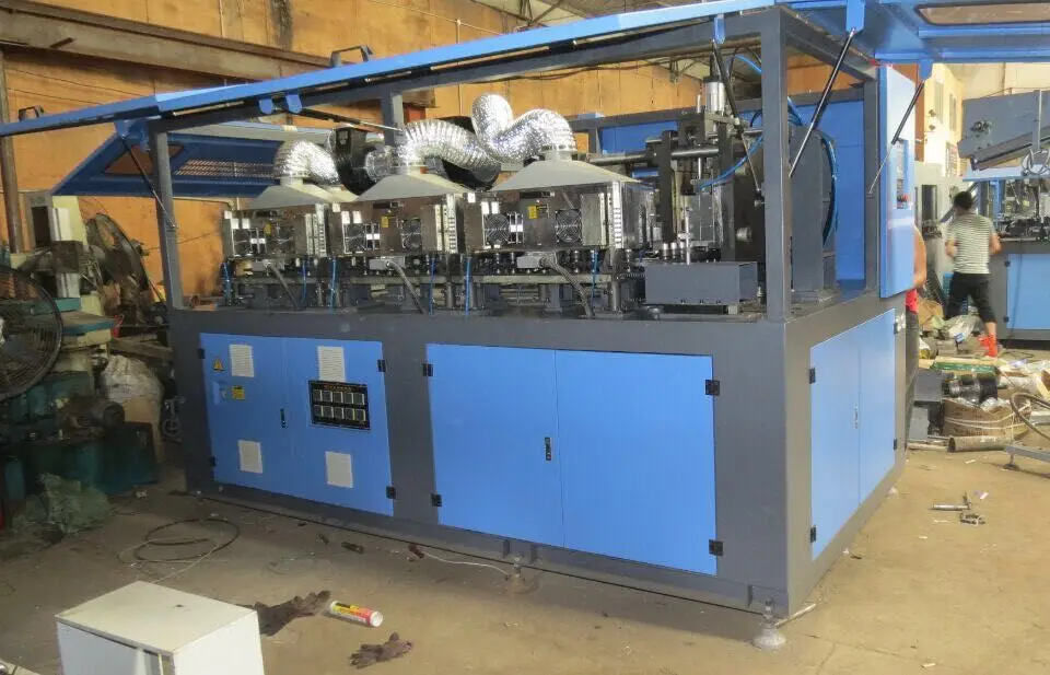 Automatic PET bottle blowing machine stretch blow molding machine PET fruit juice bottle water bottle production line price