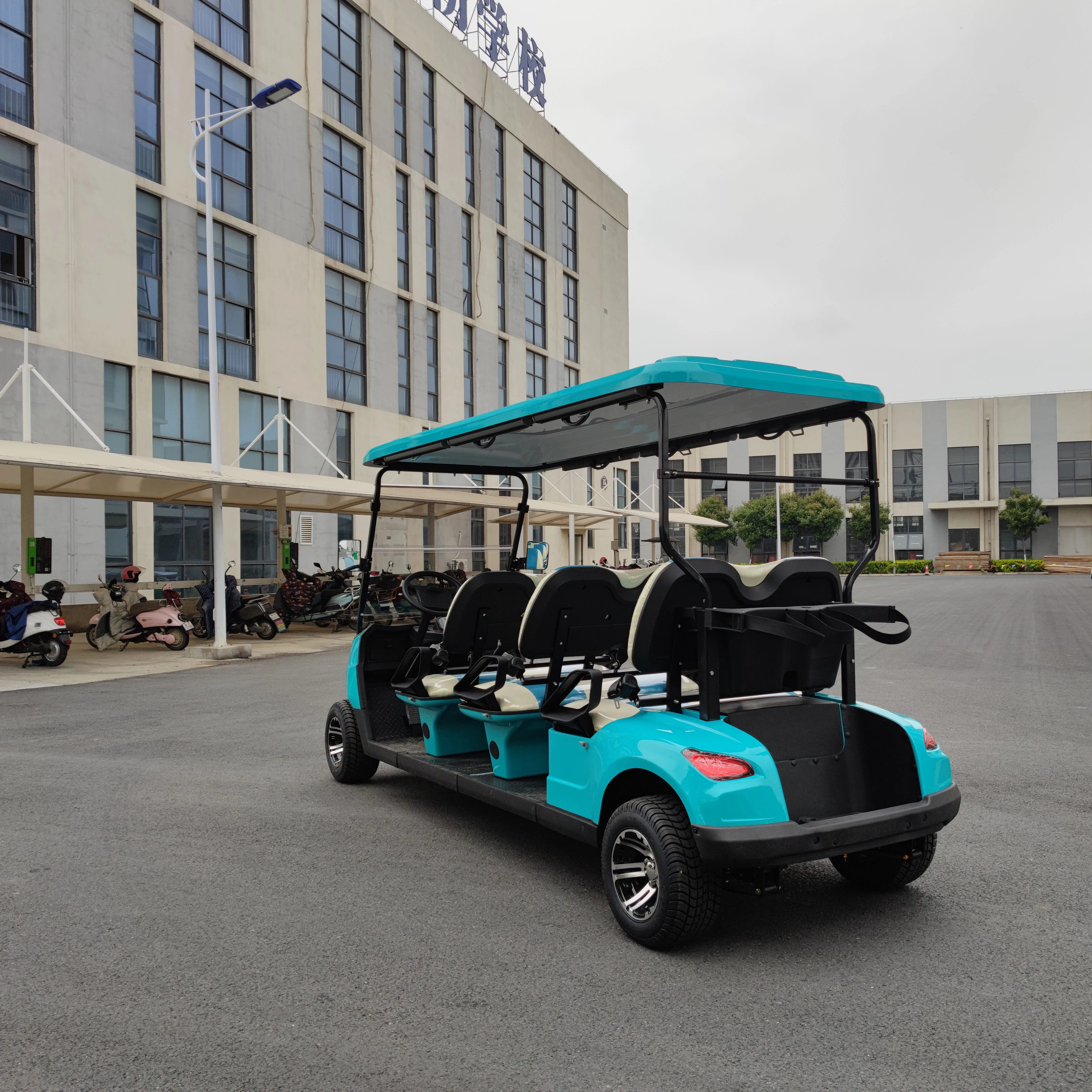 Электрическая тележка для гольфа на 6 человек в продаже