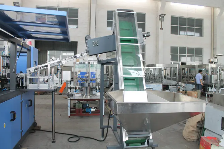 Good Quality 6 Cavity Automatic Beverage Water Juice Plastic PET Preform Bottle Blow Molding Machine