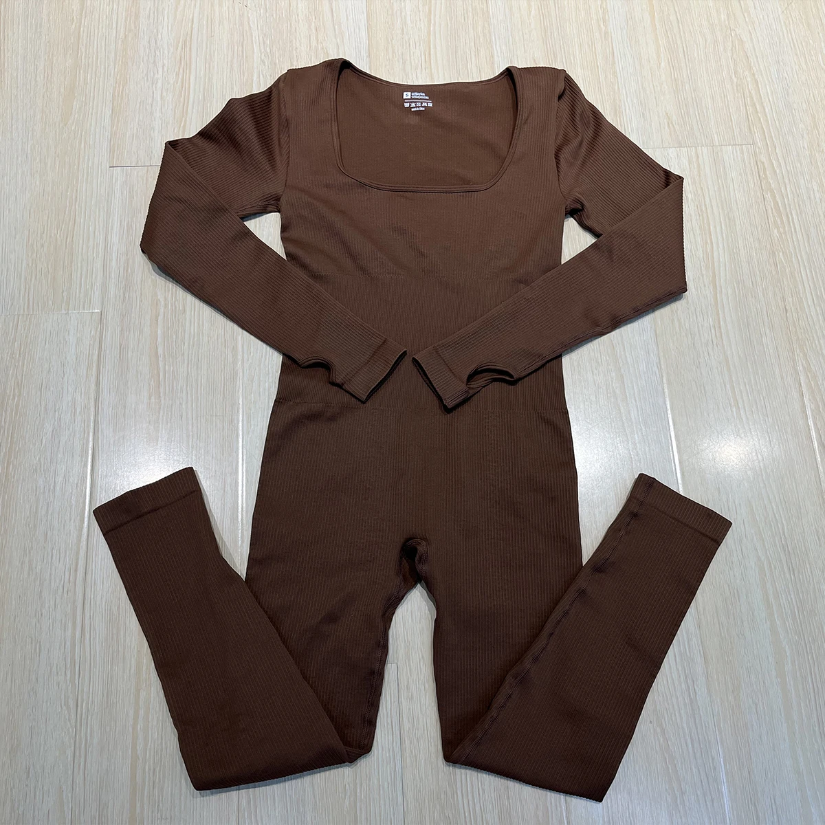 Hot Selling Square Shaped Neck Gym Apparel Long Sleeved Legging Jumpsuit