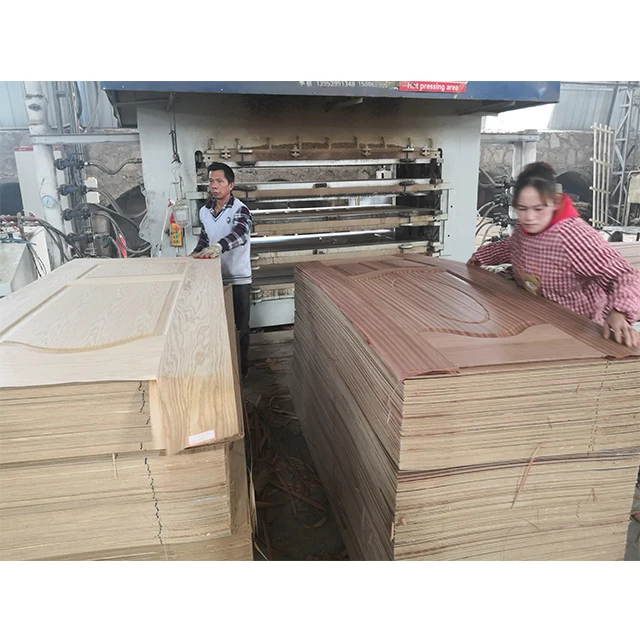 Natural Wood Veneer Melamine Paper Hdf Moulded Door Skin For Interior Door Making