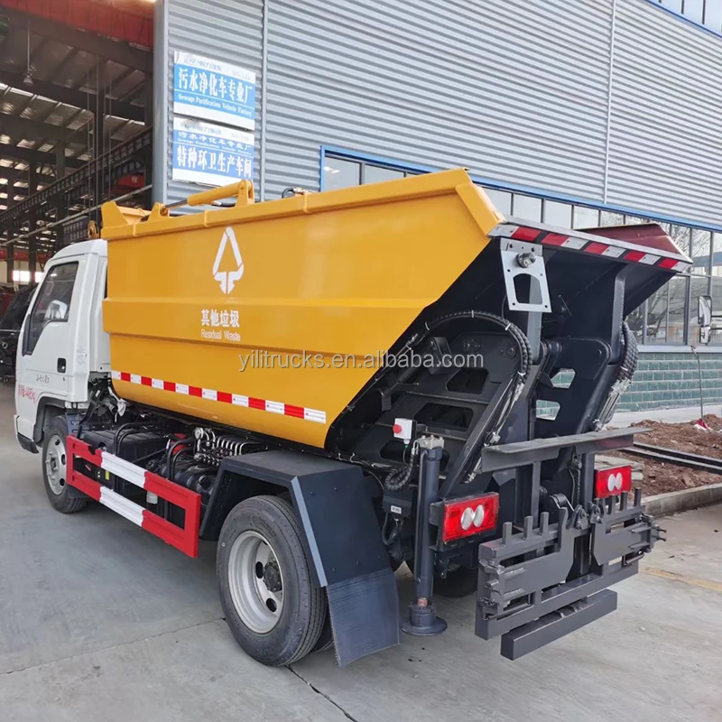 garbage truck (7).jpg