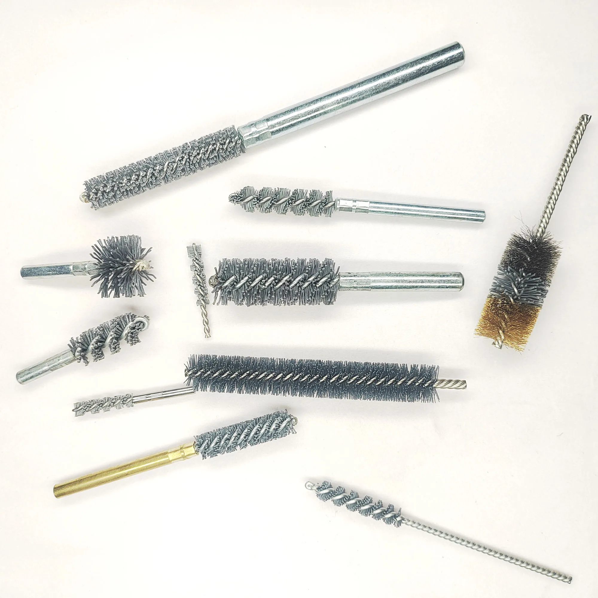 Silicon Carbide twisted wire tube and pipe brush industrial cleaning and deburring