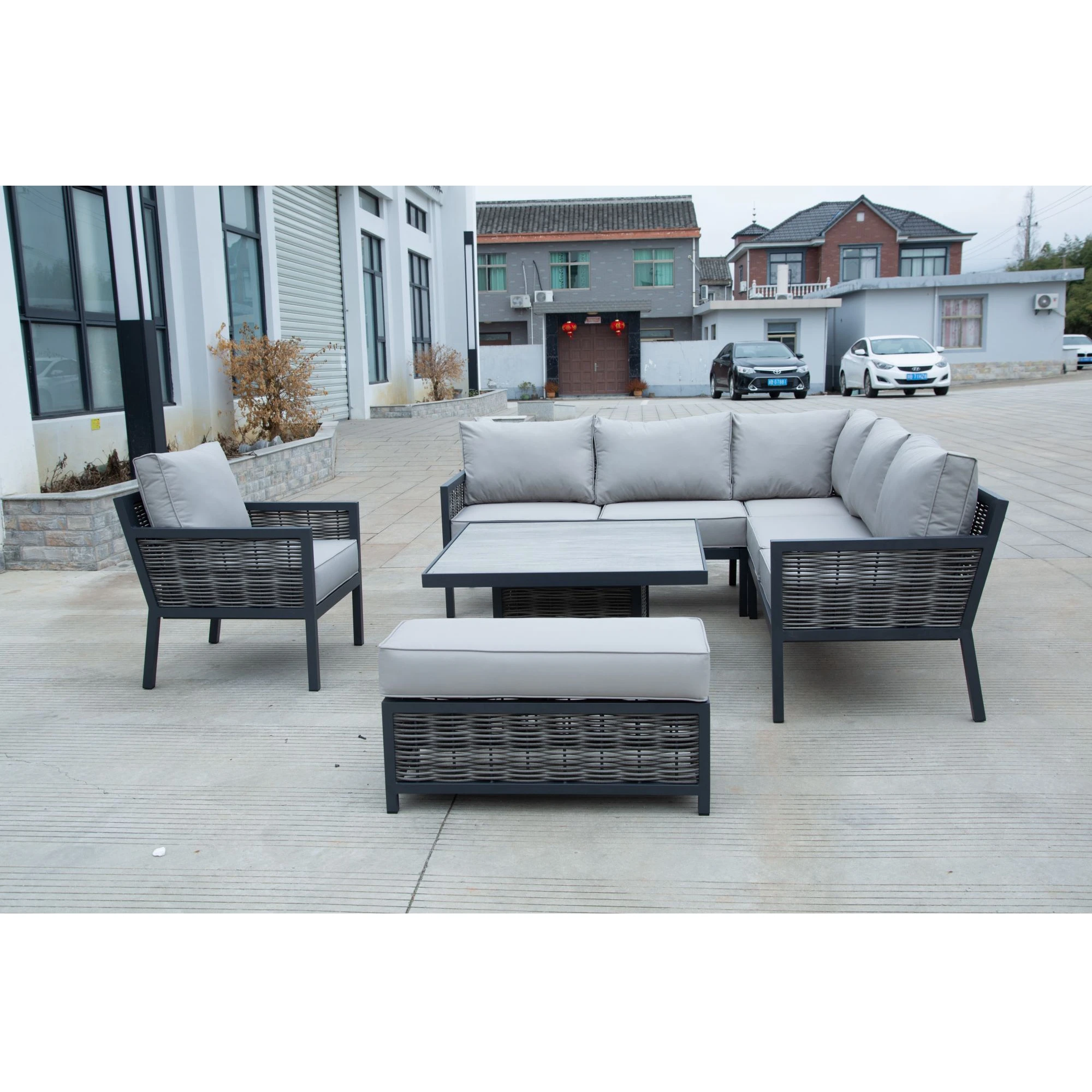 UK fireproofing standard Wicker All Weather Lounge sofa Aluminium Rattan Outdoor Furniture with lift table