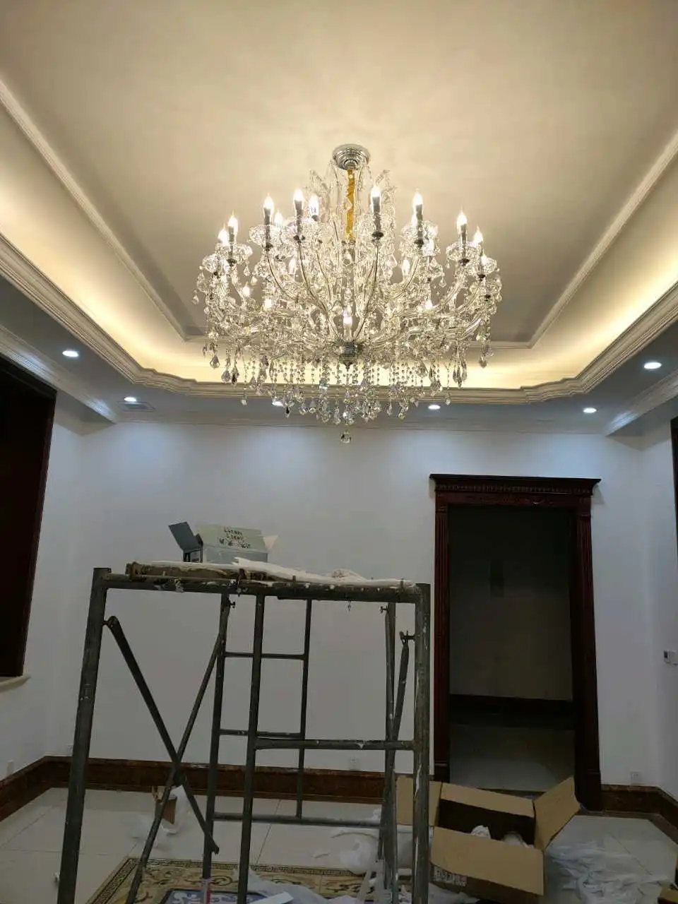 Guangdong Zhongshan classic luxury hotel indoor wedding led candle crystal pendant light chandelier