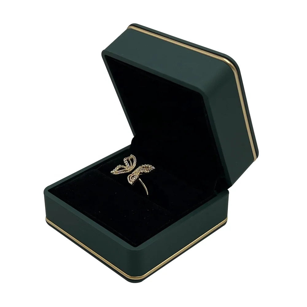 Led jewellery box black lacquer logo silk screen luxury led jewellery package custom ring boxes jewelry box with lights