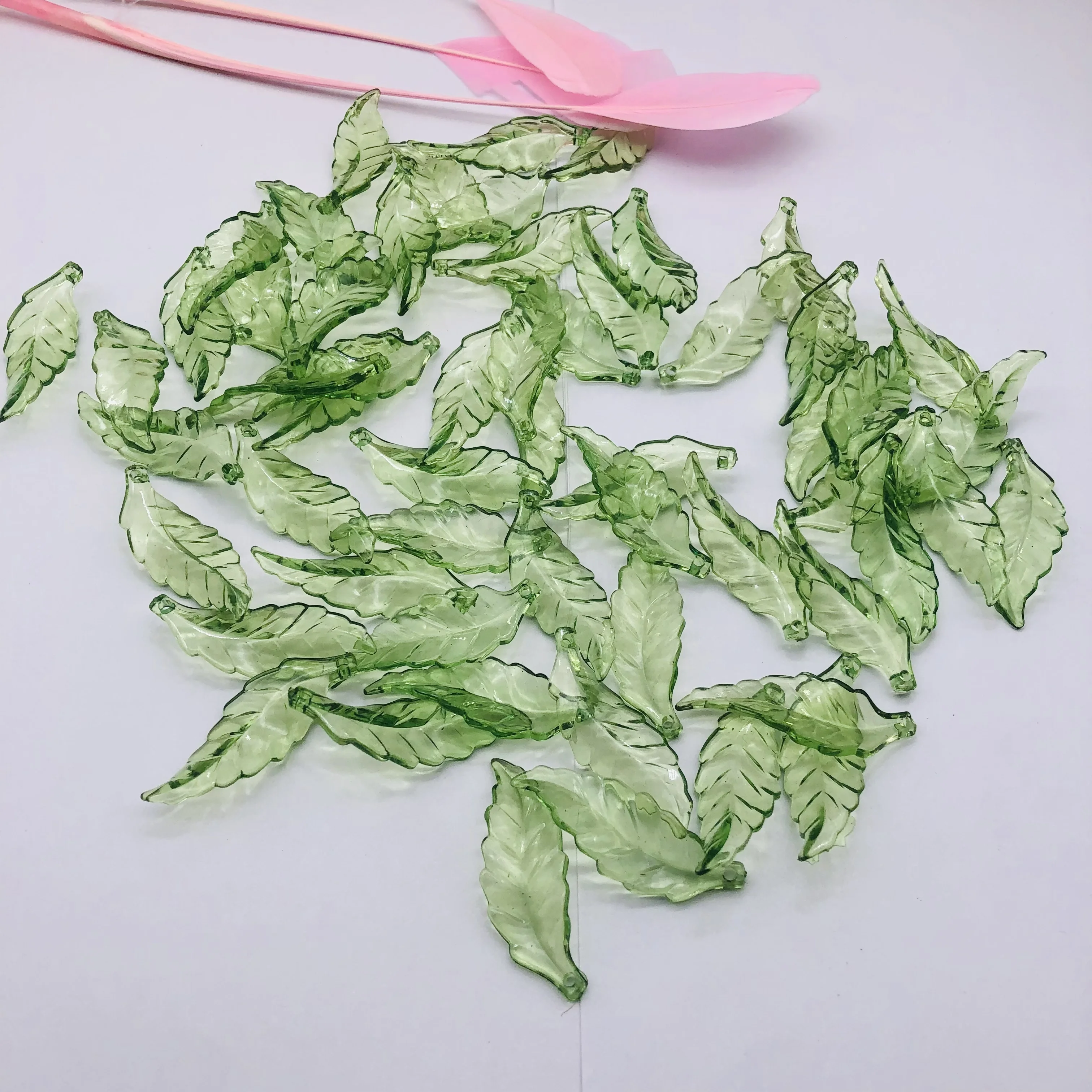 Wholesale DIY Accessories Acrylic Plastic Transparent Acrylic Leaf Beads