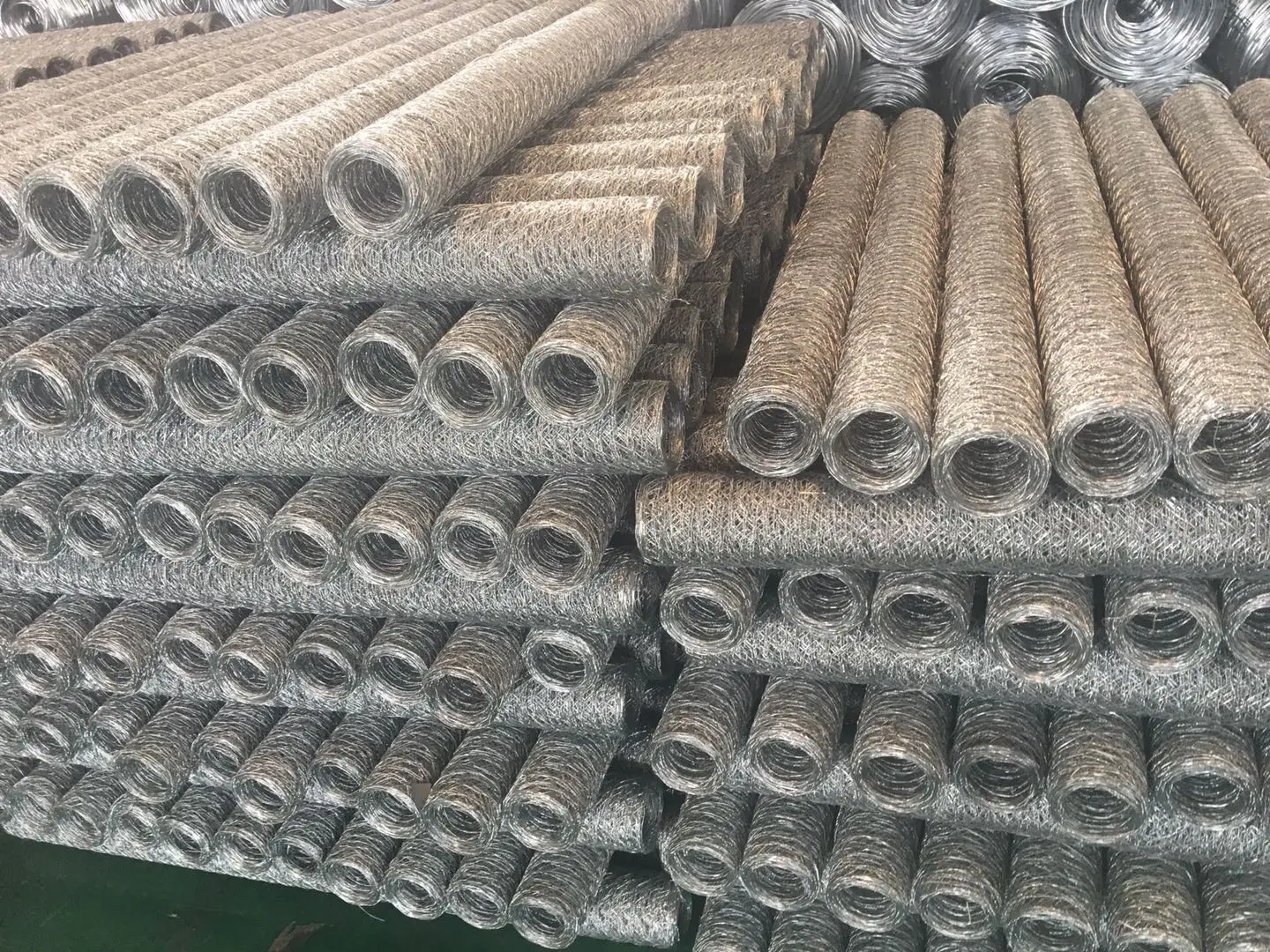 Super September Galvanized Steel Hexagonal Wire Mesh Fence for Animal Fencing