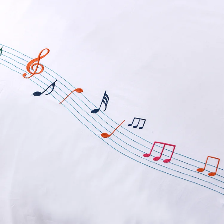 
High Quality Chinese Bed Sheets Custom Printed Hotel Bedding Article 100% Cotton White Christmas Bedding Set 