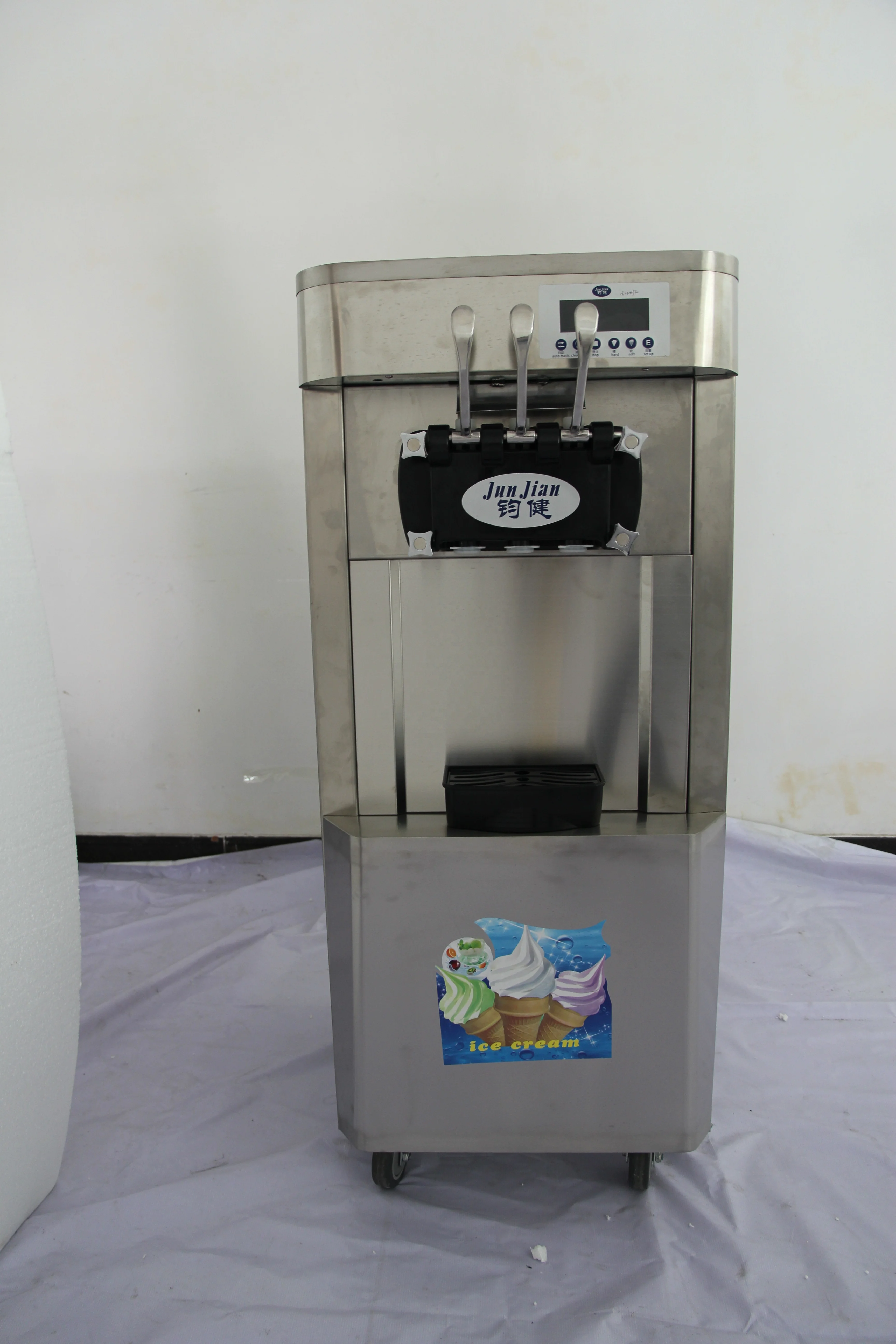 Junjian BQL-368 Коммерческая мороженая машина автомат по продаже mcdonalds агрегат для производства мягкого мороженого, тем самым позволяя зернам раскрыться воздушный насос