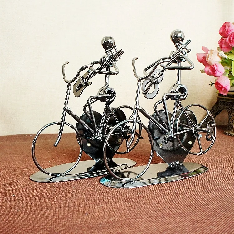 New product Iron Art Musician Man Model Music Box Metal Bicycle Garden Ornaments Gift