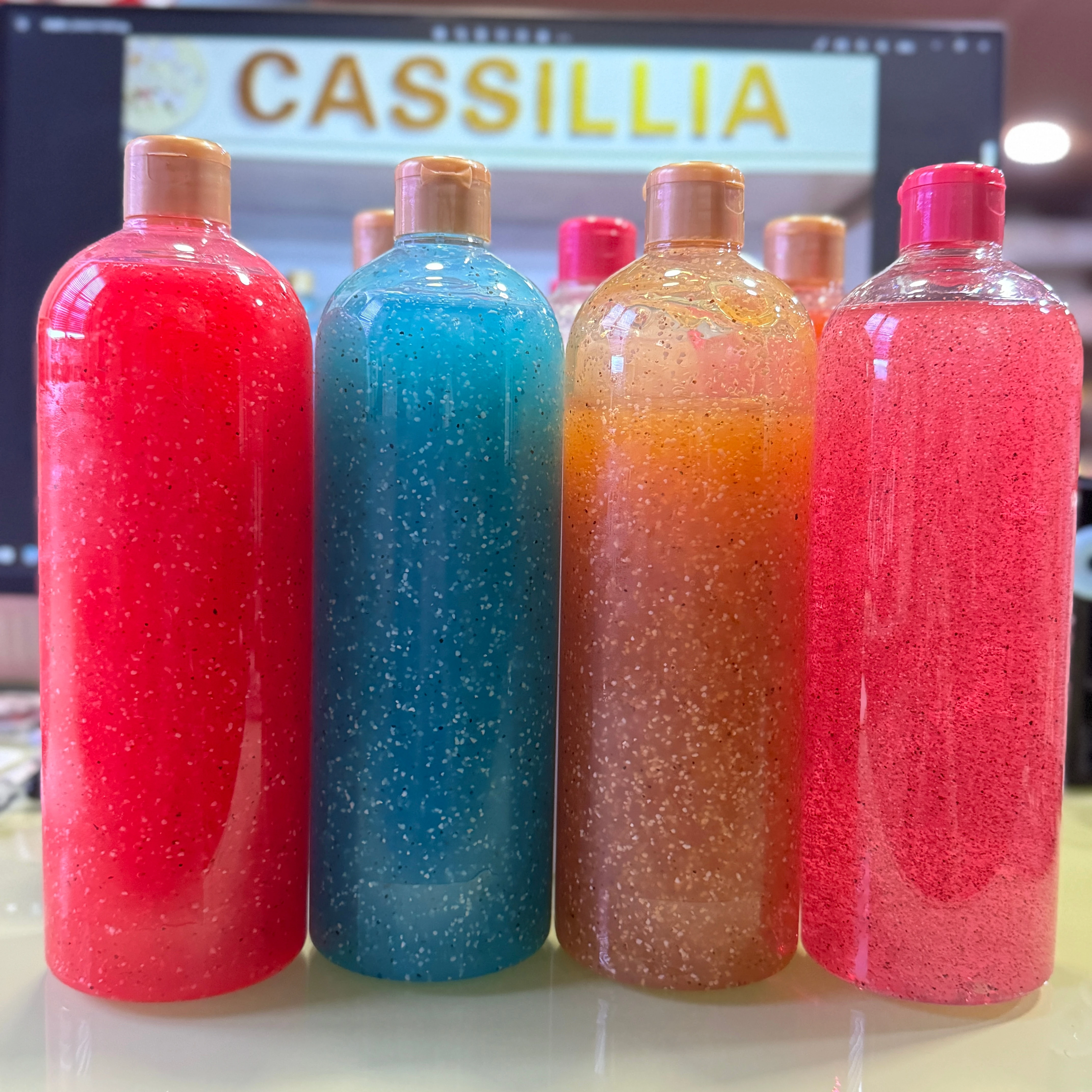 OEM ODM Body Wash Wholesale Price Exfoliating Refreshing Exfoliant 1000ml Shower Gel Lightening Perfume Body Wash Gel de douche