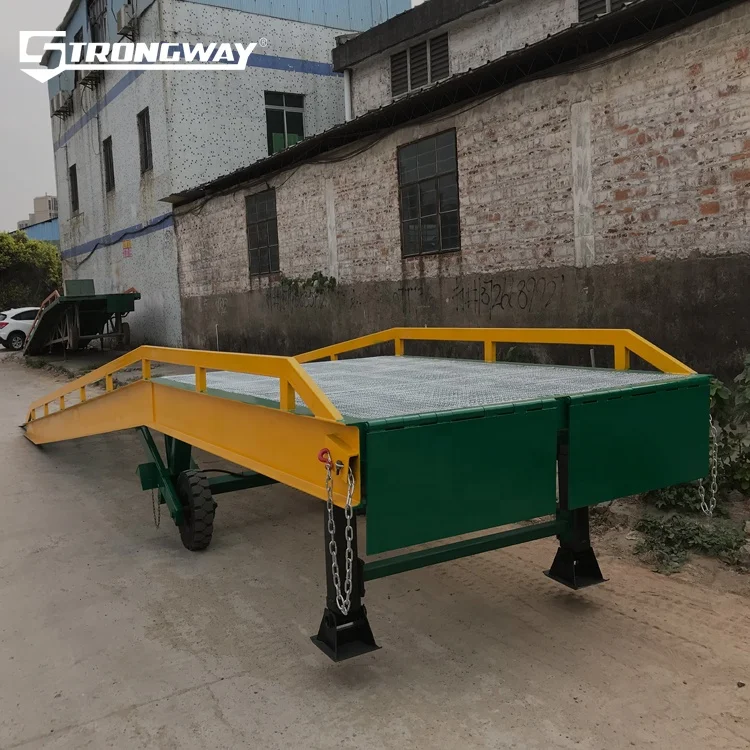 Factory Strongway 8ton Mobile Loading Ramps Heavy Duty Container Load Ramp  Hydraulic  Ramps For Truck