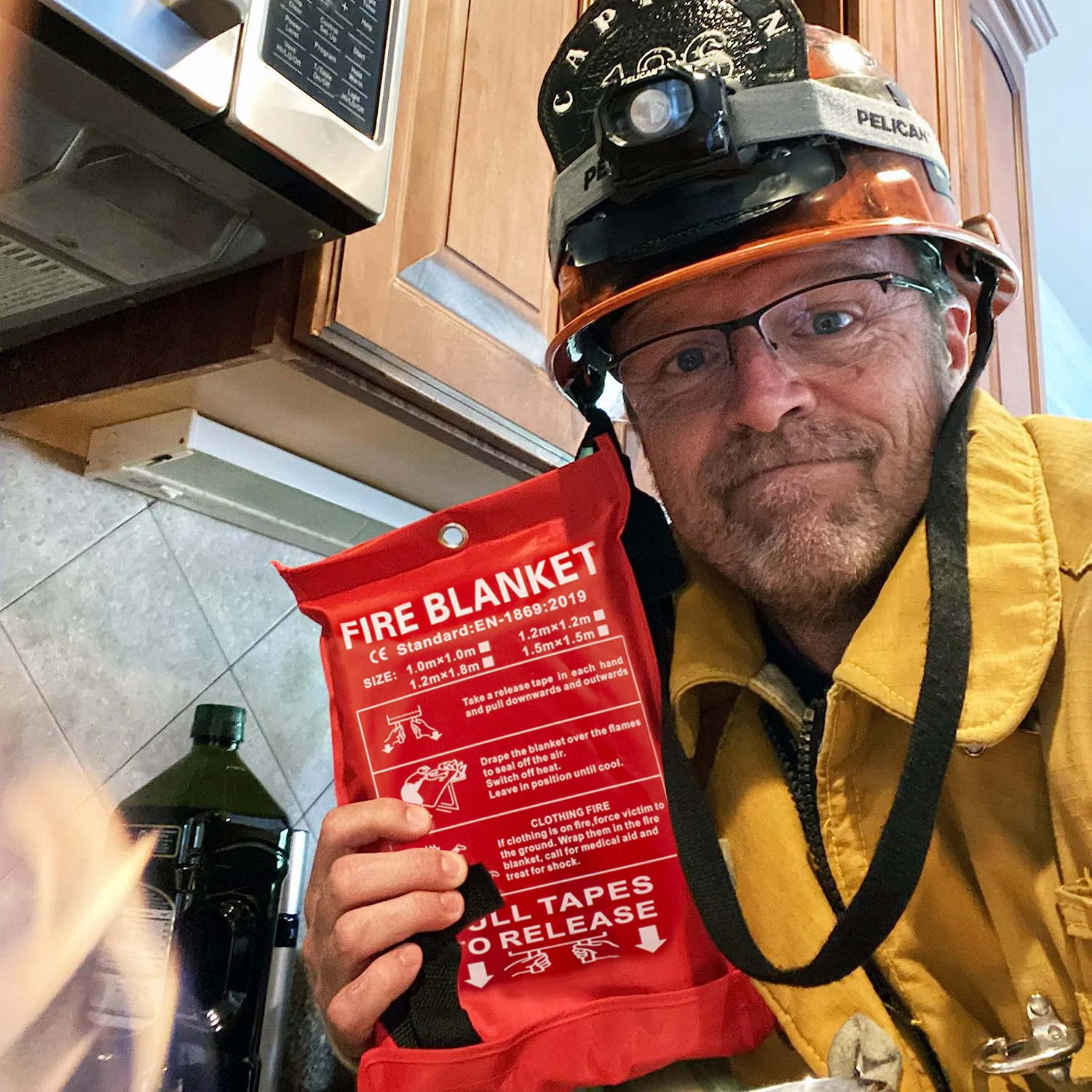 Factory Warehouse 1m x 1m PVC hard cabinet fire suppression blankets for hotel