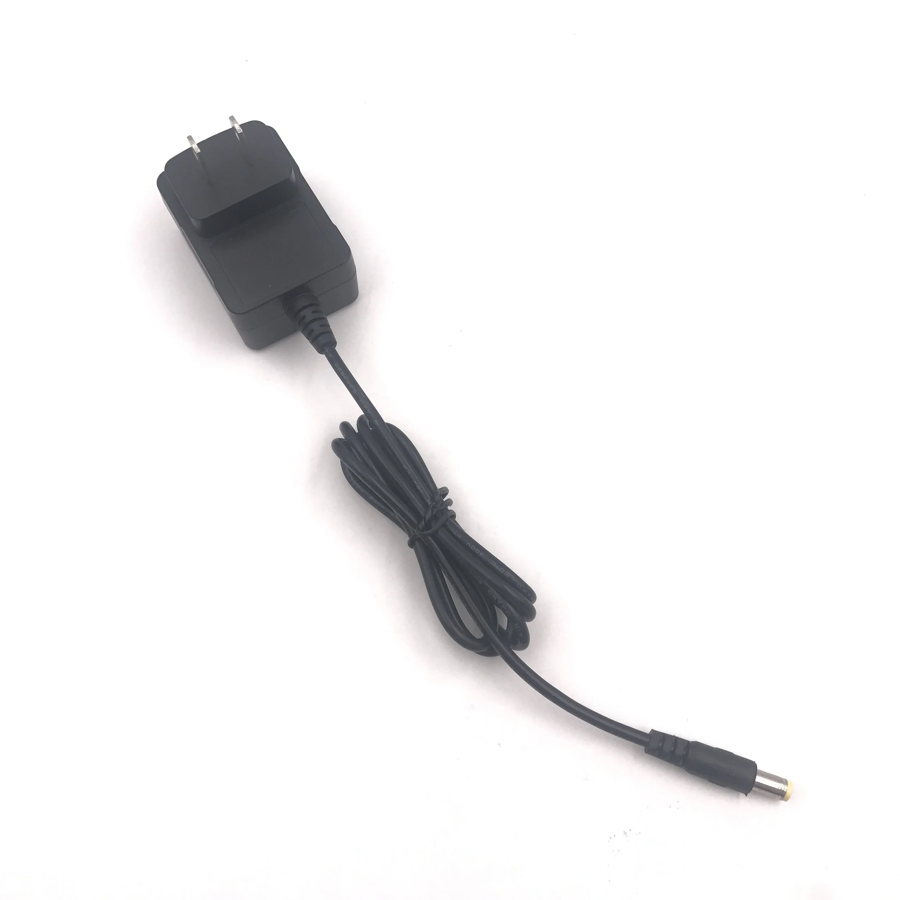 Штепсельная Вилка 12V1A 12В 1А для свинцово-кислотных аккумуляторов США и Великобритании с сертификацией UL