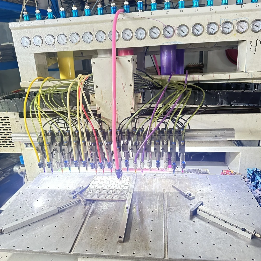 New summer Pink Sweetheart PVC soft plastic drop plastic removable cartoon hole shoe buckle accessories