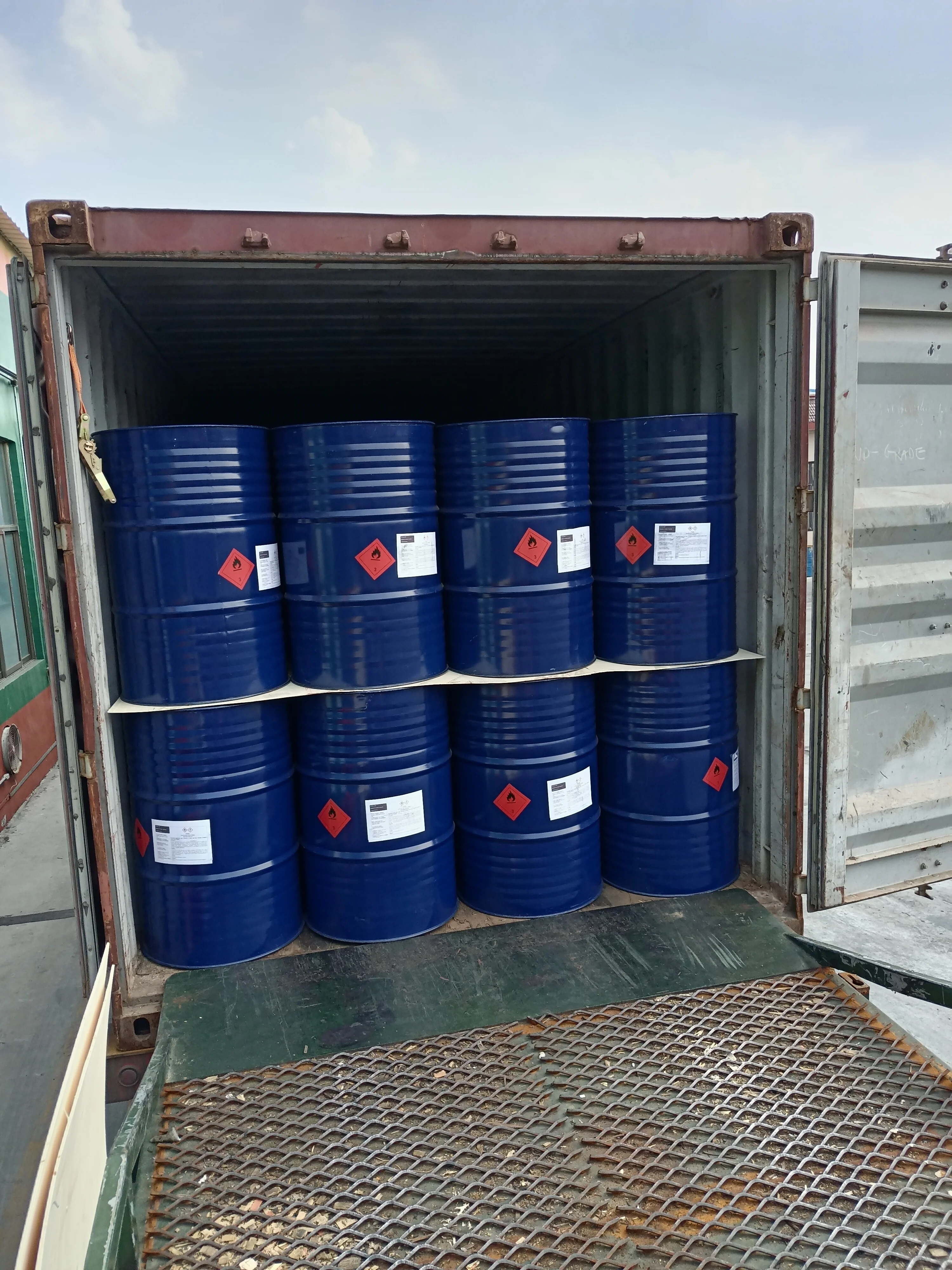 Hot Sale Solvent Industrial Grade Xylene CAS 1330-20-7 with good price