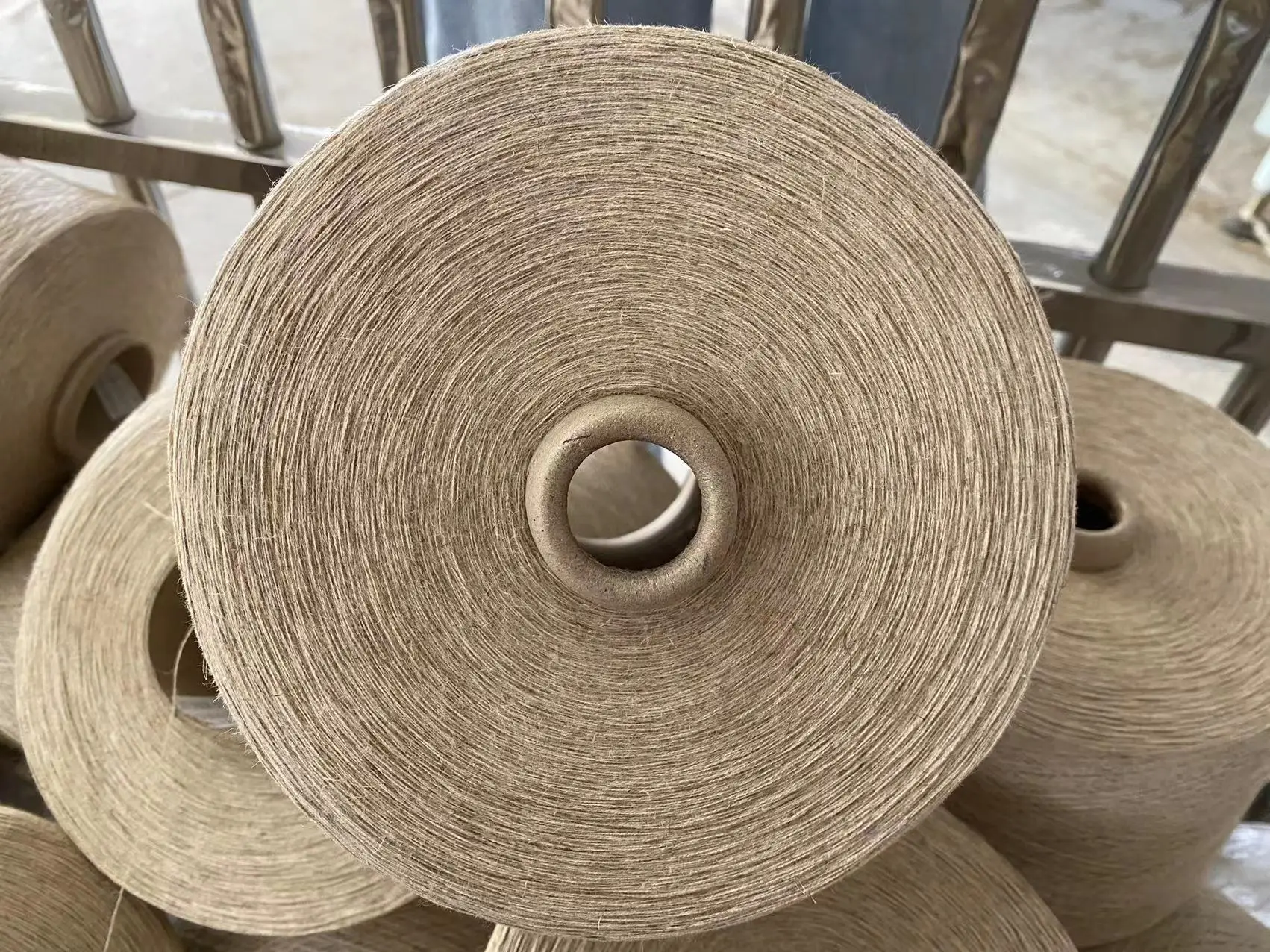 Лидер продаж льняная пряжа NE21/2 лен/вискоза 55/45 для вязания