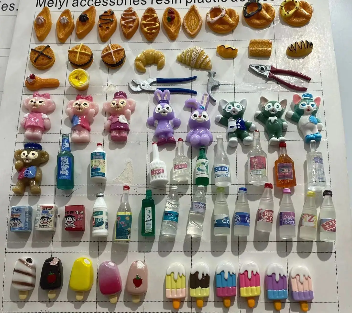 Factory direct sale Mini Food Drinks Toys Mixed Pretend for Dollhouse Kitchen Play Resin Mini diy Food for Doll House
