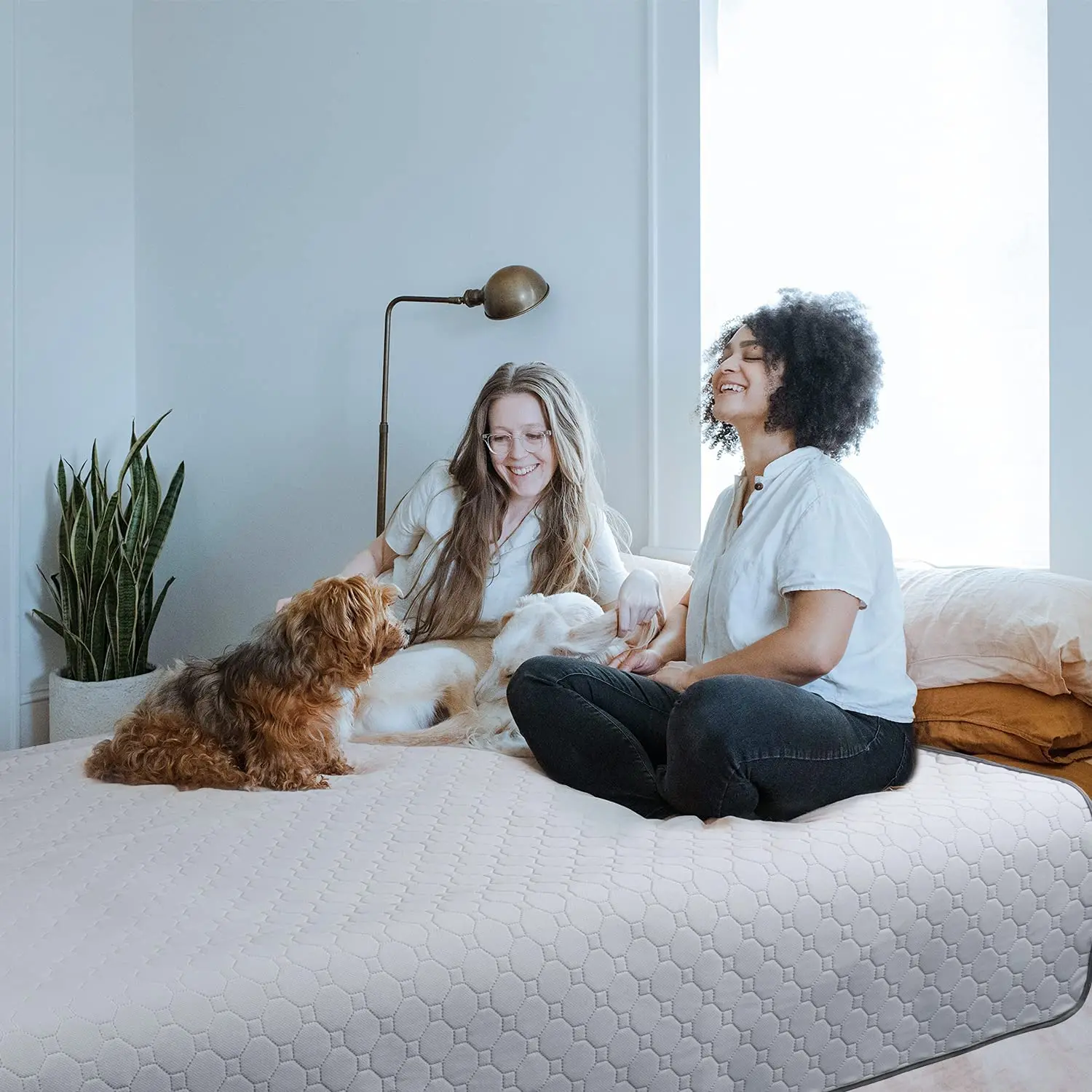 Wholesale best sales 56*56cm OEM Pet Dog Cat Puppy Training Toilet Wee Pee Pads with logo