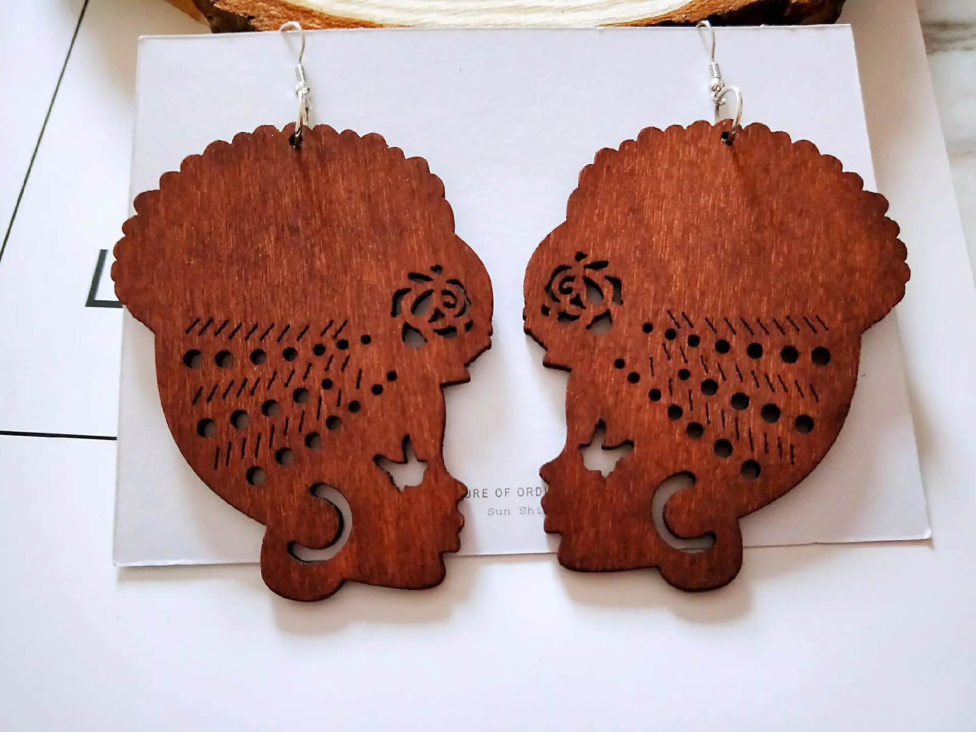 Vintage Tribal Wood Earrings Pierced Pendant Hook Earring Exaggerate African Wooden Earrings
