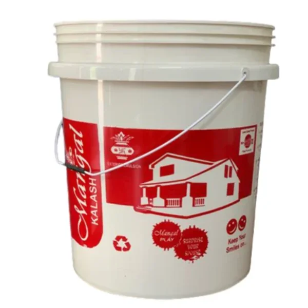 plastic bucket (2).png