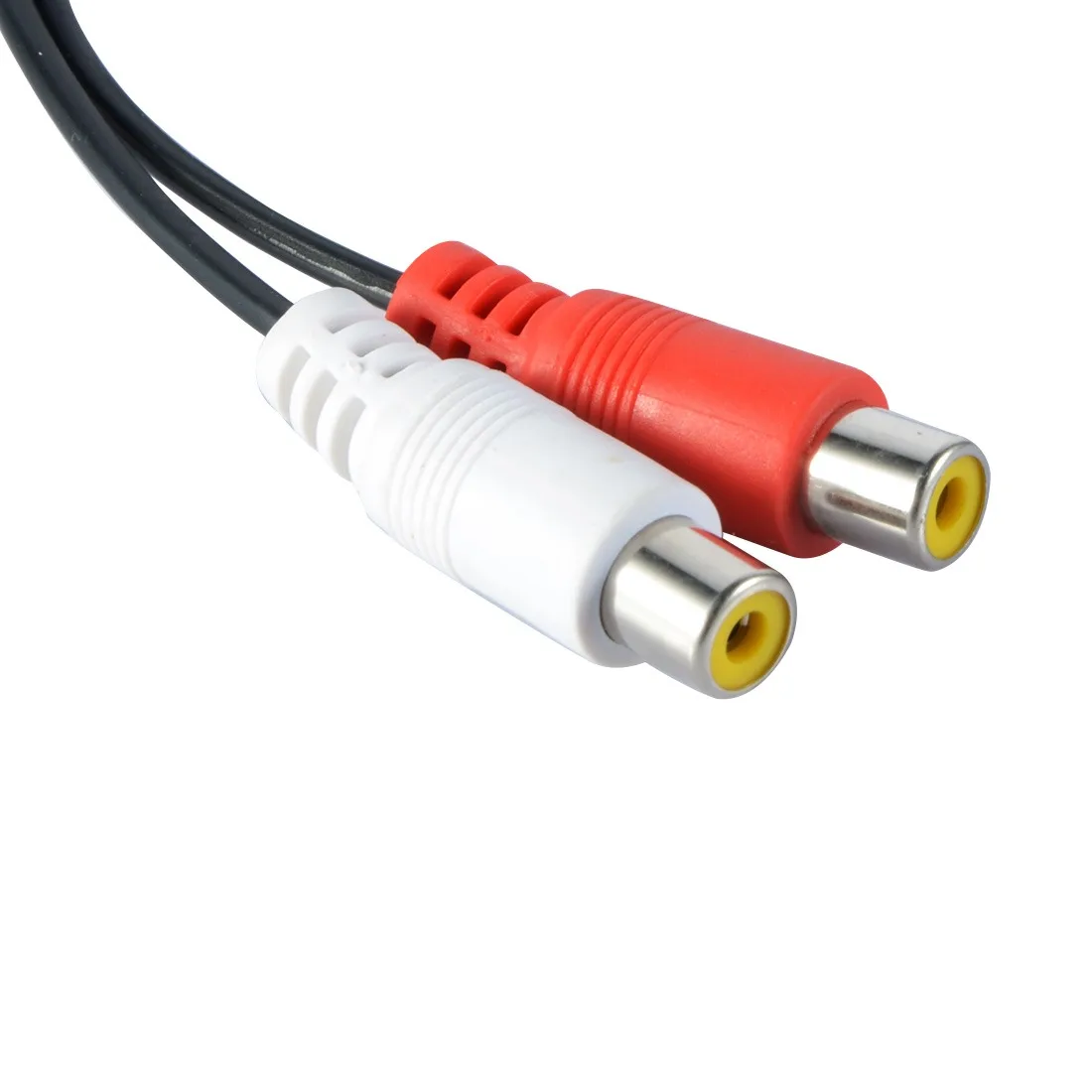 SS-002 3.5mm Car RCA Amplifier Audio Noise Filter Ground Loop Isolator Suppressor 6.3 x 3.8 x 3cm