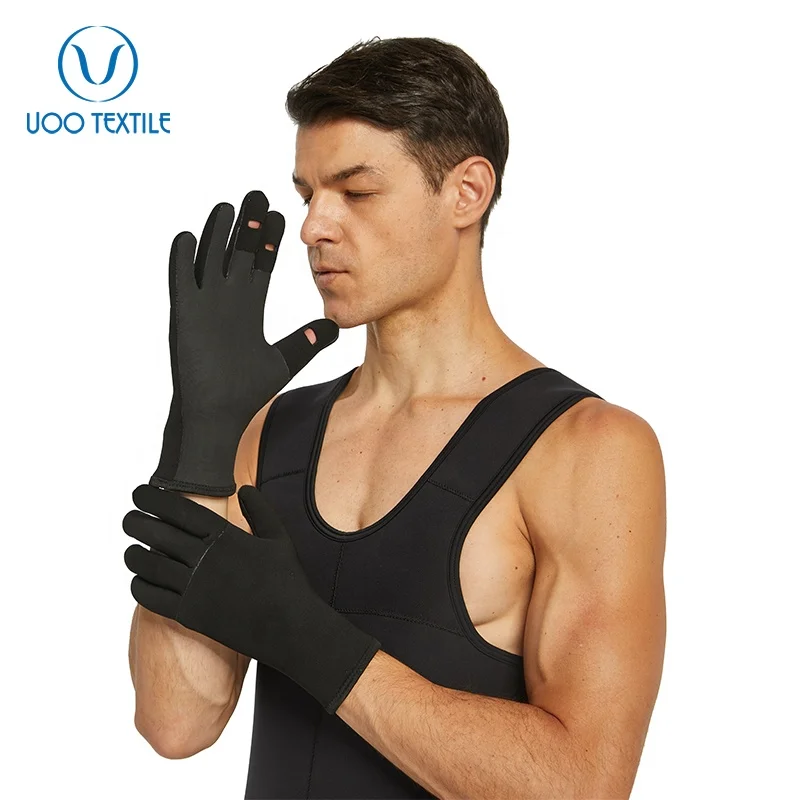 UOO CR Neoprene Swimming Diving Gloves with Finger-Leaking