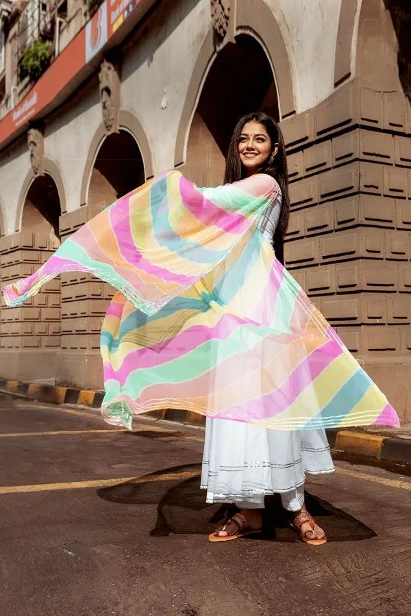 
Ladies Casual Cotton Kurti For Partywear Indian Long Designer Women Kurti Indian Cotton Long Sleeve Women Kurtis With Dupatta 