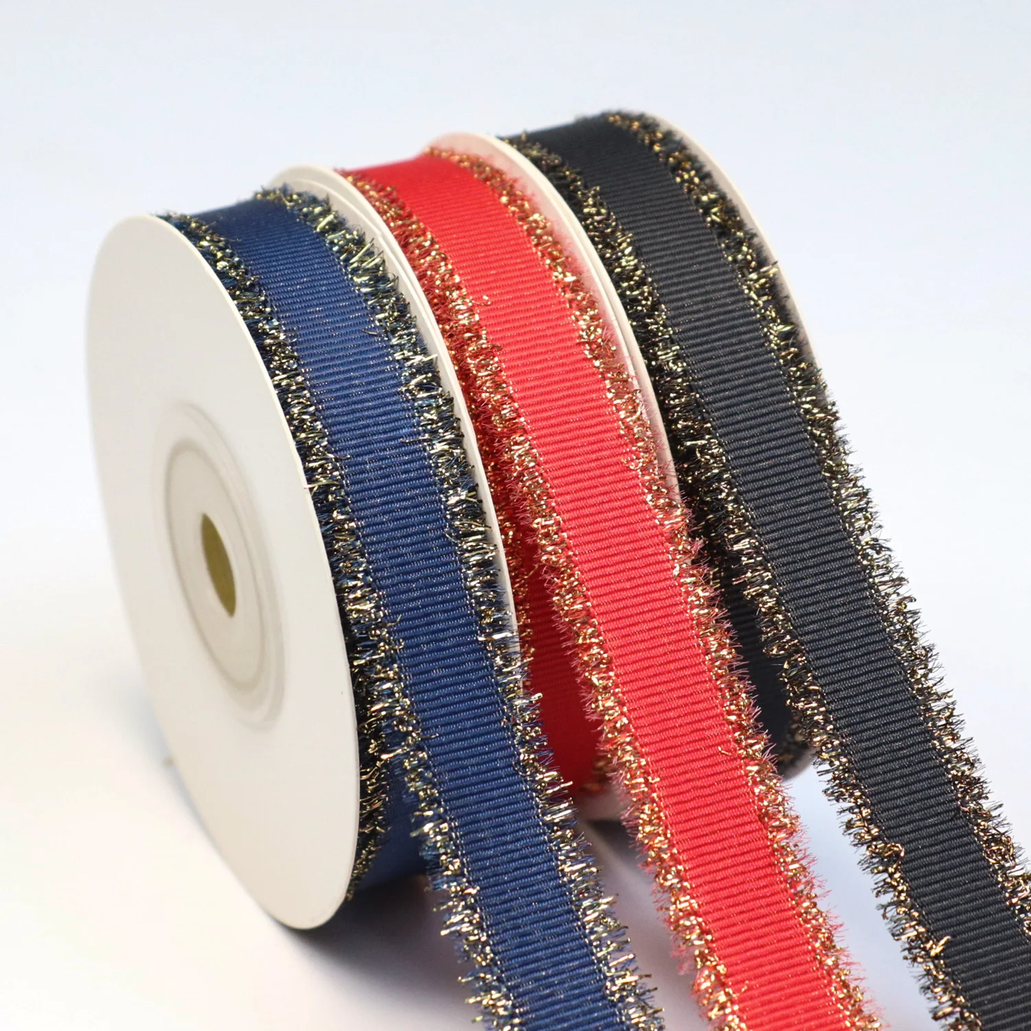 Фабричная атласная лента для упаковки подарков с золотым проводным краем