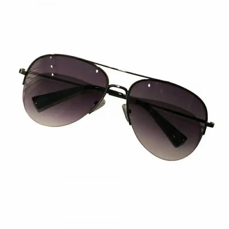 Dropshipping Giant and half-rimmed sunglasses for men and Frog sunglasses with gradient color and sunblock for women S128