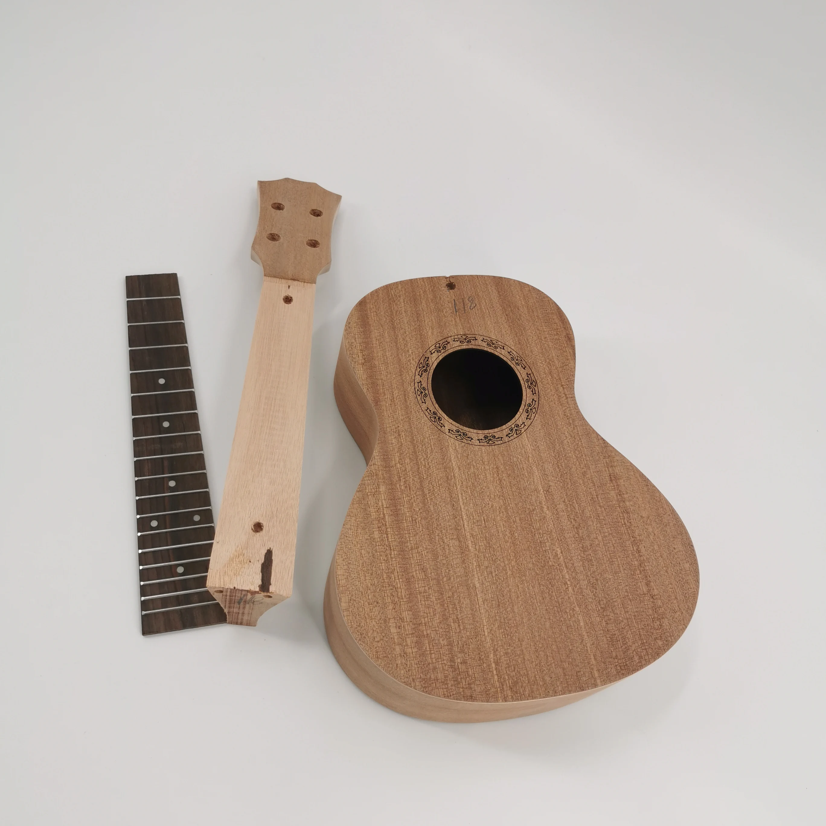 Factory Supply Musical Instrument 23 Inch Solid Wood Electric Ukulele For Sale