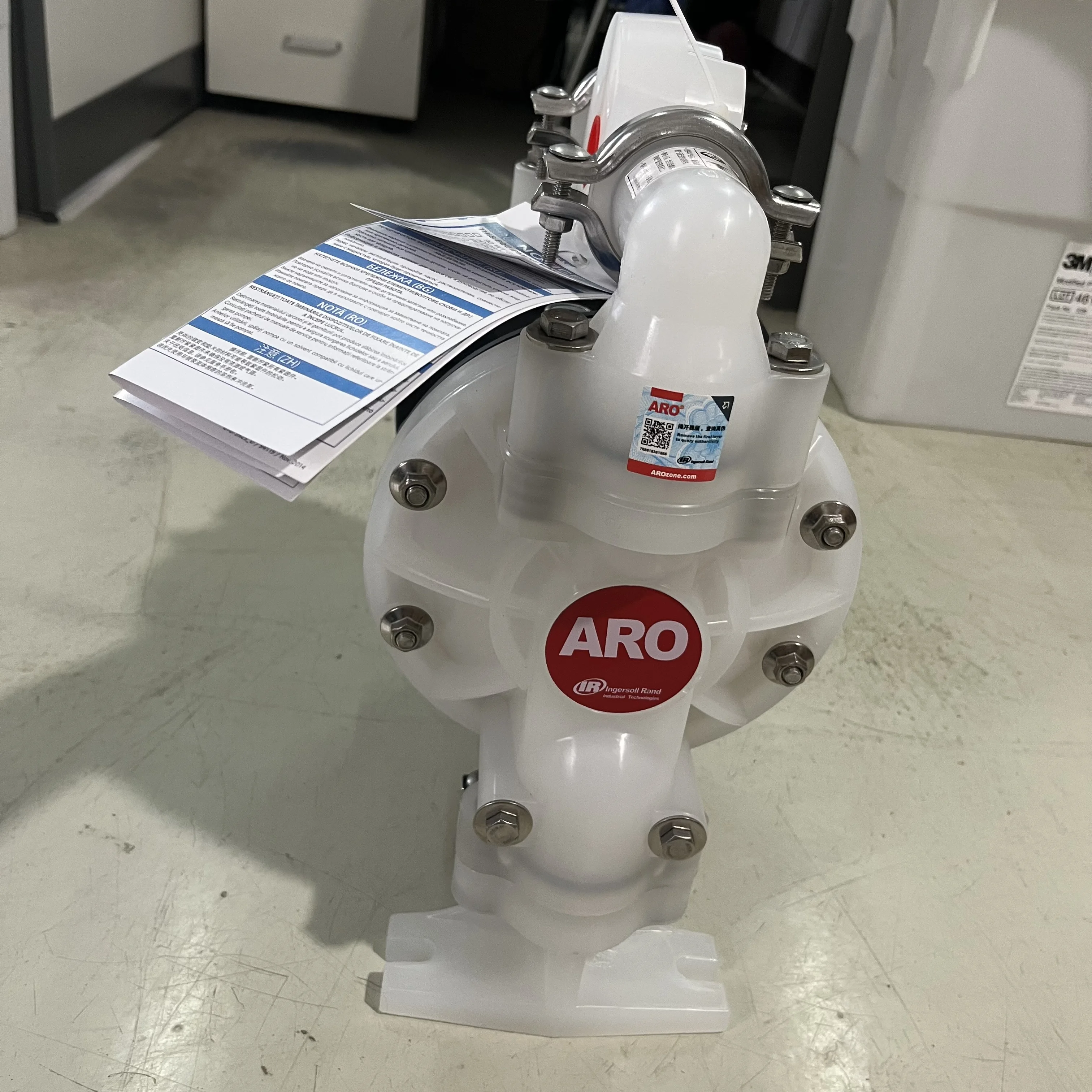 ARO Pneumatic Diaphragm Pump 6661A3-3EB-C 1 inch ARO air operated diaphragm pumps with Polypropylene Santoprene Diaphragm