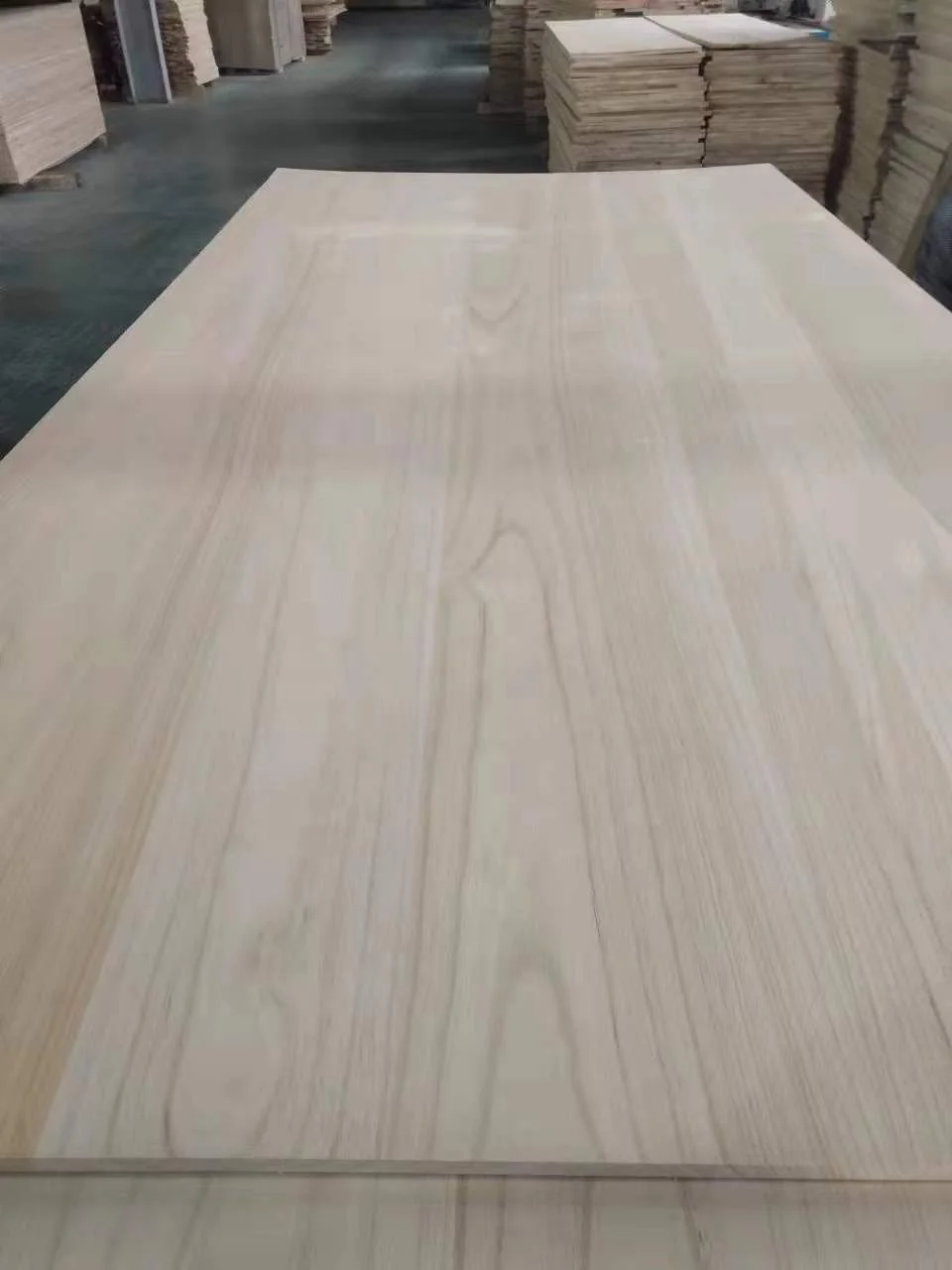 Unfinished Customized Solid Paulownia Wood Furniture Edge Glued Board