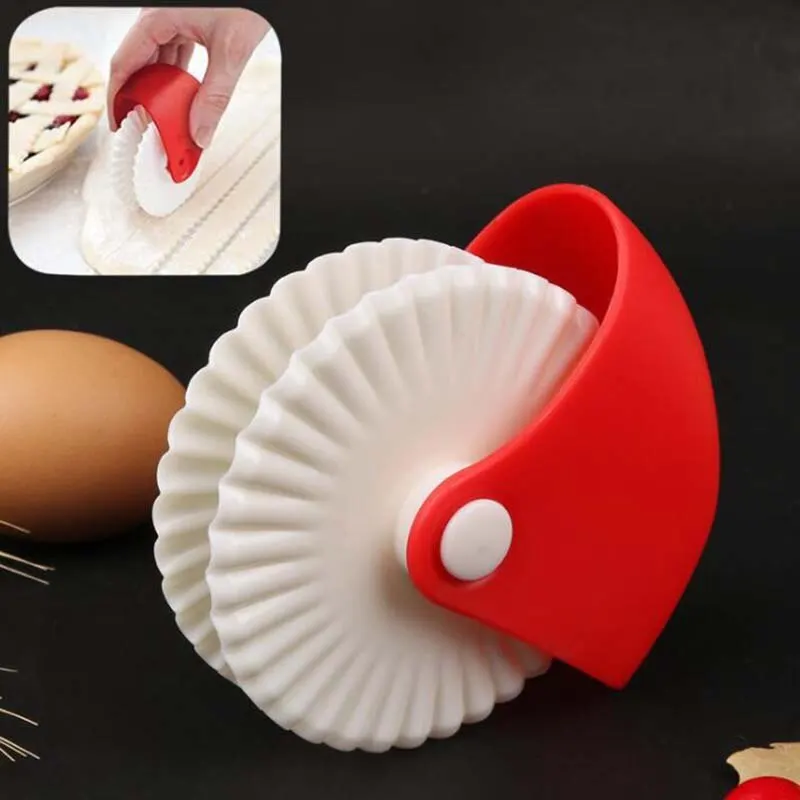 Pizza Cutter Roller Knife Plastic Manual Twist Wheel Baking Tool Kitchen Pasta Cutting Wheel Roller Home Pasta Cutter